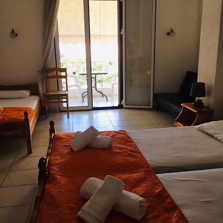 Araliki Apartments & Studios Loutra Edipsou (Evia) Quarto foto