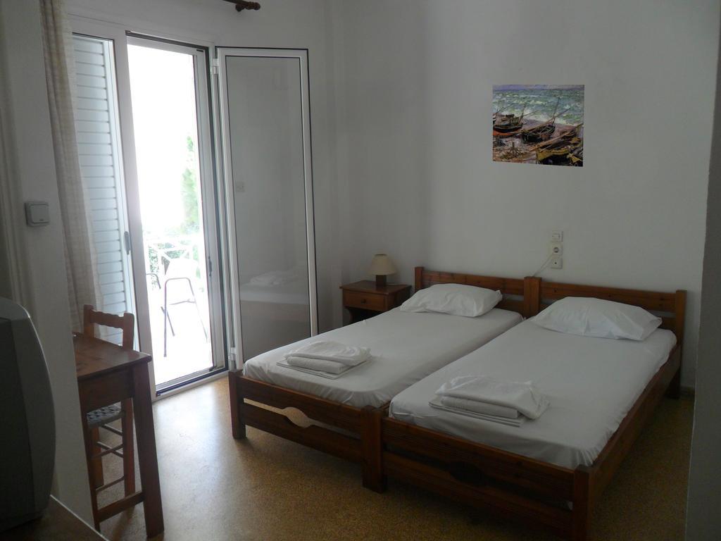 Araliki Apartments & Studios Loutra Edipsou (Evia) Quarto foto